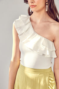 ONE SHOULDER KNIT TOP
